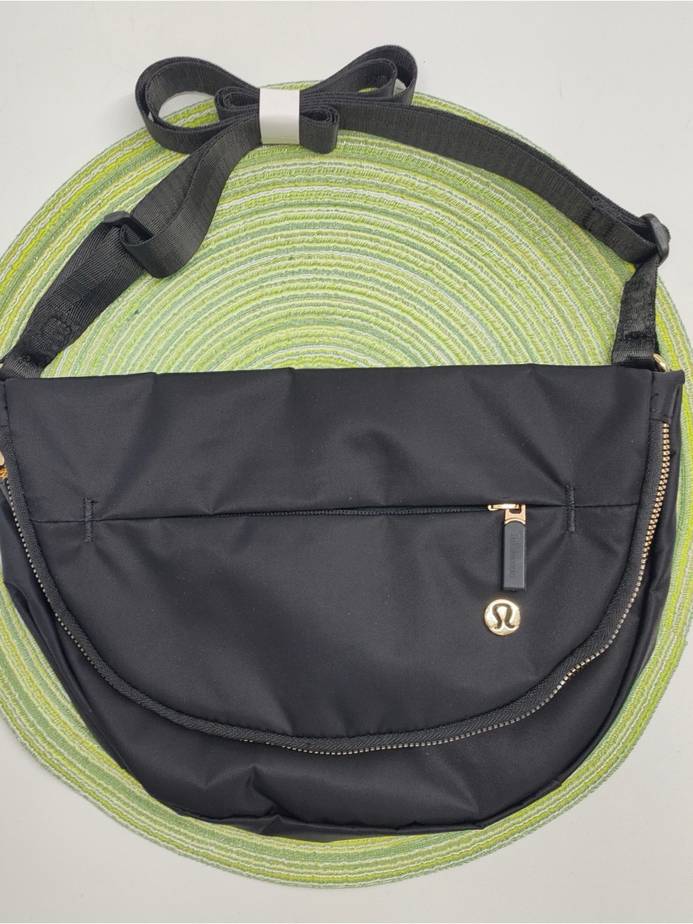 Lululemon Festival Bag 5L โข Black/Gold โข New
